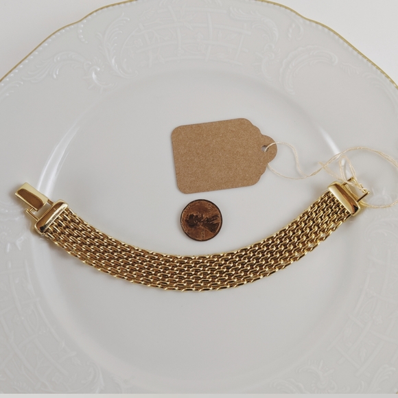 Vintage Jewelry - Vintage Gold Plated 1/2" Wide Thick Mesh Bracelet